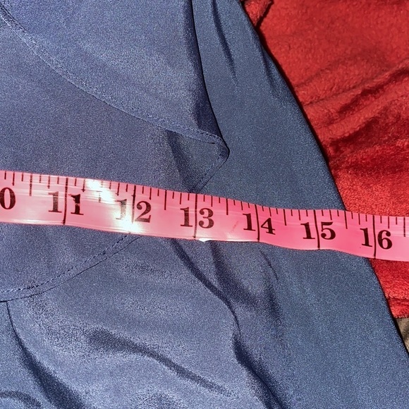 BCBG Blue & Black Ruffle Lace  Sleeveless Blouse Size X Small - Picture 8 of 12